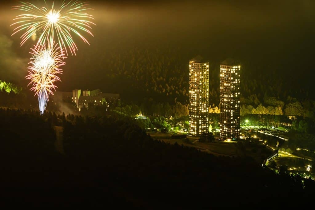 【トマム】花火師と協力して「元気を願う花火」を毎晩打ち上げ ～3密回避、衛生管理を徹底して実施～ 期間│2021年8月1日〜31日