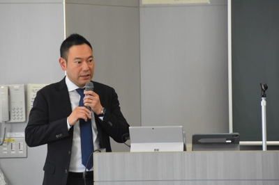 特別授業を担当したヌビーン・ジャパン株式会社の早澤シニア・ディレクター