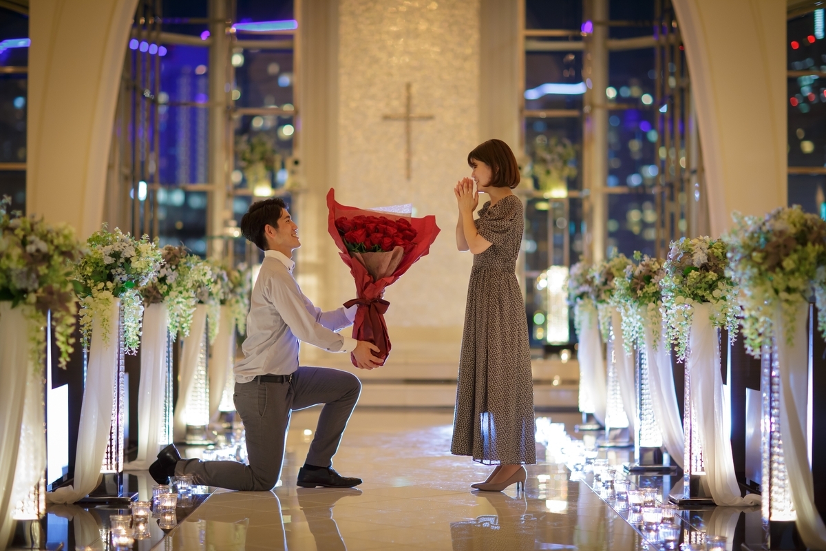 【横浜ベイサイドプロポーズ】みなとみらいの輝く夜景を“ふたり占め”！特別なロケーションでプロポーズはいかが？