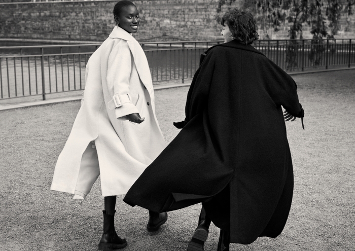 (左右共に)ウールブレンドロングコート¥9,999(52% リサイクルウール 46% リサイクルポリエステル)