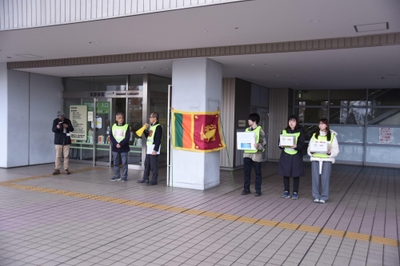 街頭募金の様子