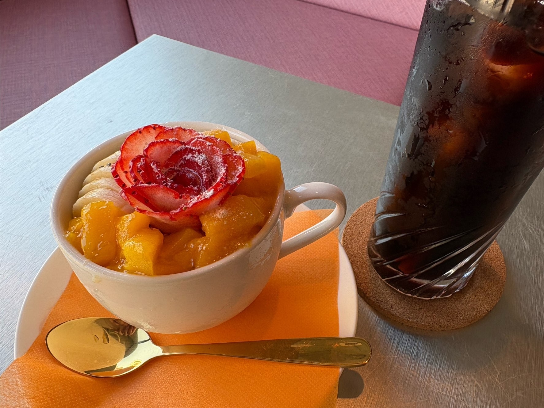 TEA CUP ACAI (ドリンク付き)