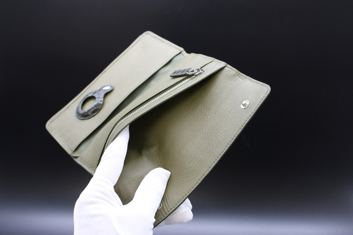 札入れ&フリーポケット&AirTag専用ポケット