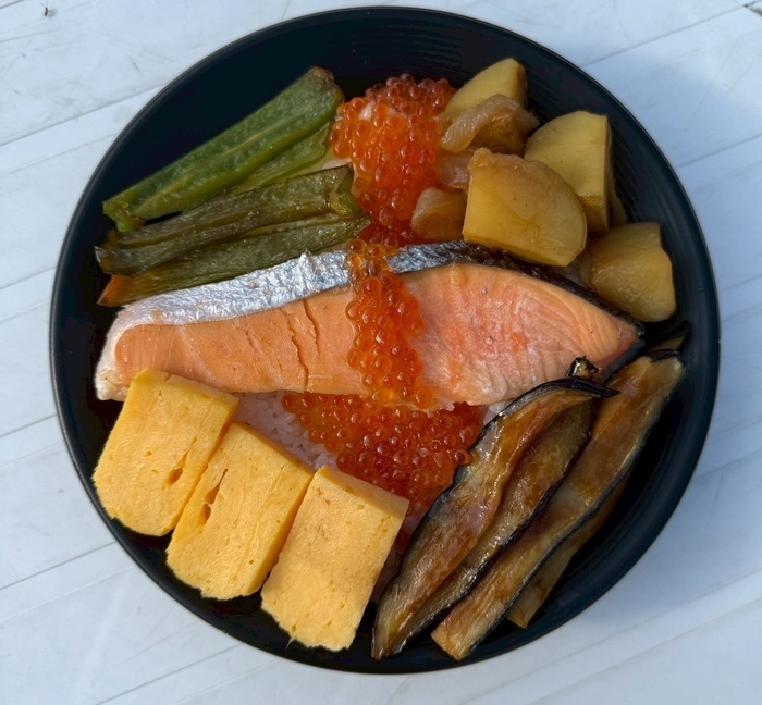 特盛鮭いくら弁当