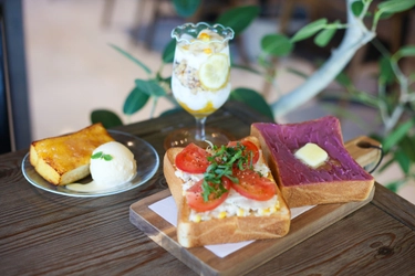 【沖縄・読谷】290円～食べられるホテルスタイルのモーニングへリニューアル！南国風グラノーラなど全9種類の多彩なメニューで特別な朝を！