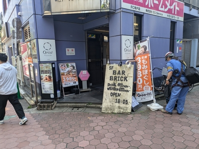 7VpfY3Zm5TBQSUWMKrXc.jpg?w=940&h=940