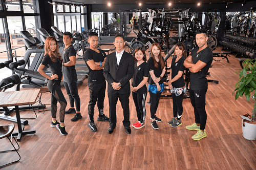 eIGHT GYM スタッフ集合写真