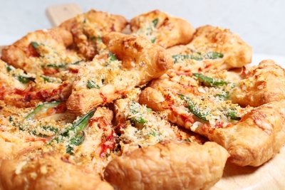 クロワッサンピザ イメージ