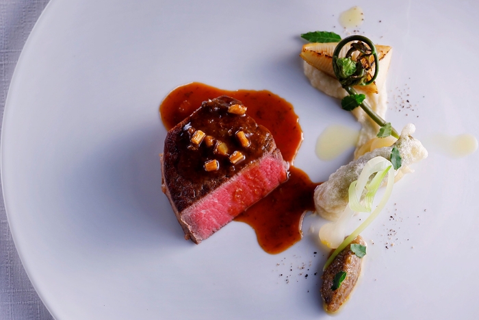 ▲本プランのメイン料理は、ブランド牛“淡路和牛”を使用した逸品