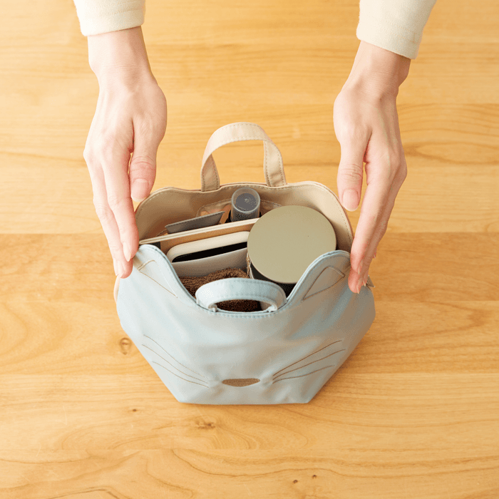 カバンの中の小物がスッキリ!バッグの中身の整理が苦手なスタッフもイチオシ推し!