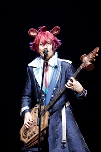 ©2021 SANRIO CO.,LTD.　　SHOWBYROCK!!製作委員会M