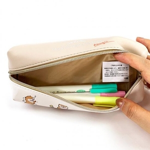 7nks1gfFhJ3A46kcezUN.jpg?w=940&h=940