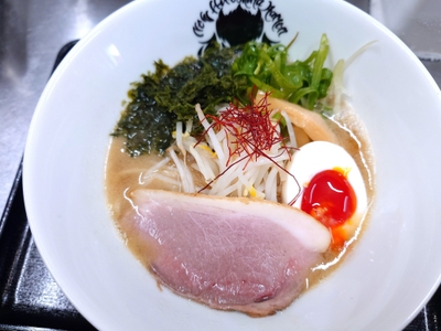 7oPyEwAVmZ8sqmWic5Y3.jpg?w=940&h=940