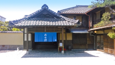 7otc1u8ZNtAp5Fg0iuj9.jpg?w=940&h=940