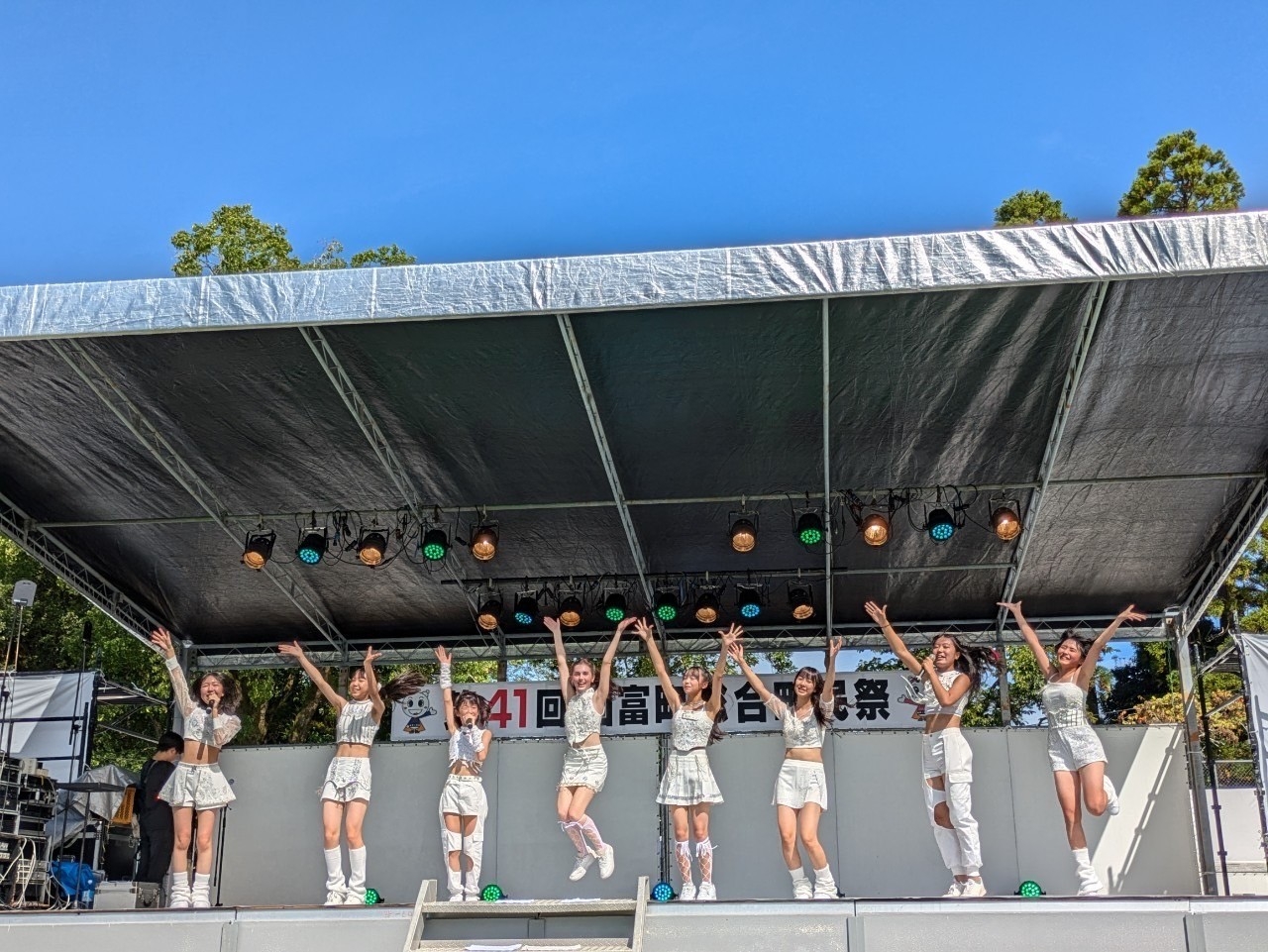 宮崎のご当地アイドルとしてお祭り等に出演