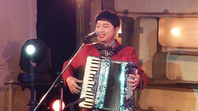 7rqgoKV60pMv4tUZU0Ja.jpg?w=940&h=940