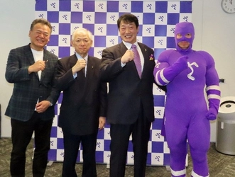 「がんの子どもを守る会」への寄付金贈呈式を6月13日（金）に開催 チャリティスクワットによる寄付金138,000円を、 元プロレスラー・小橋建太氏とともに贈呈