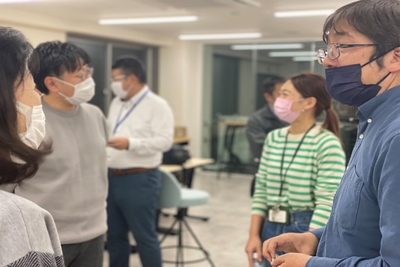 7y00axej2q7QPmQZPsW0.jpg?w=940&h=940