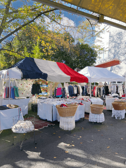 アンティーク出店1