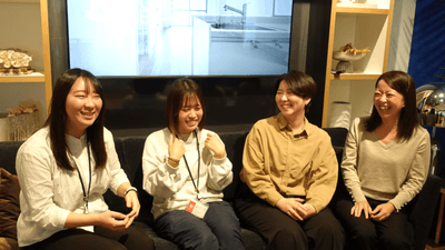 7ymfhCFx7AxCyAy89Udz.png?w=940&h=940