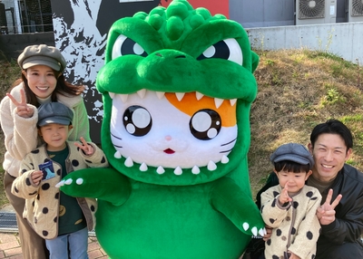 86r0oJ75q088CMKw73SS.jpeg?w=940&h=940