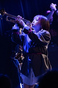 872R4SHpHIDuNbYpTjbD.jpg?w=940&h=940