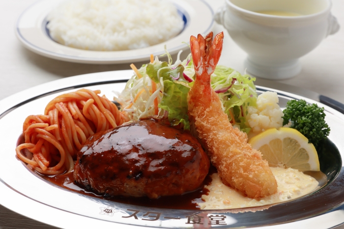 ハンバーグとエビフライ　デミグラスソース