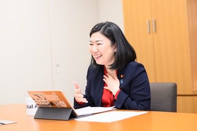 8Te2c7yKJJ87PWCsSKrF.jpg?w=940&h=940