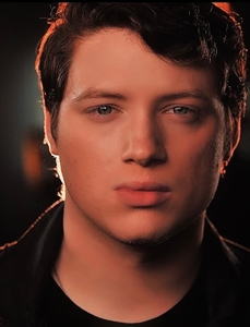 8Yp1NDMplIu7KTNJtTqW.jpg?w=940&h=940