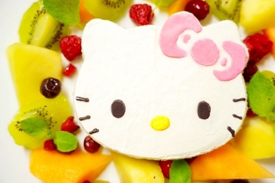 ▲ハローキティの可愛いヴィーガンケーキ