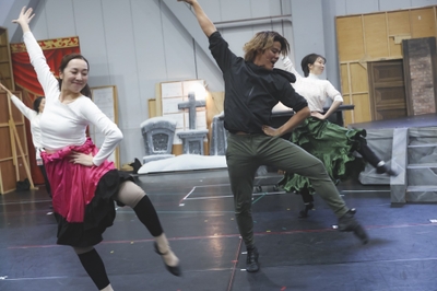 8aqd5CpcKGuDqaVXa8ef.jpg?w=940&h=940