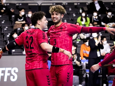 8b7EQIV0JVXCZd3tgQLF.jpeg?w=940&h=940