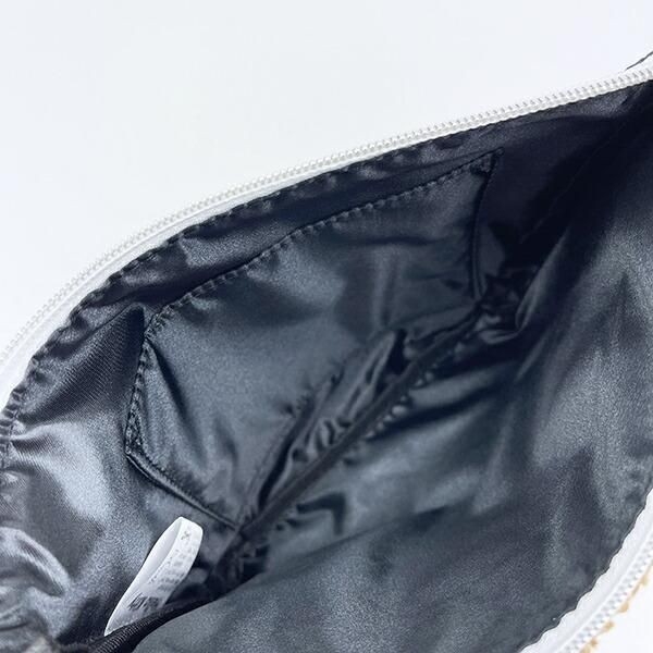 キティのポーチ