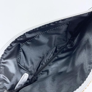 キティのポーチ