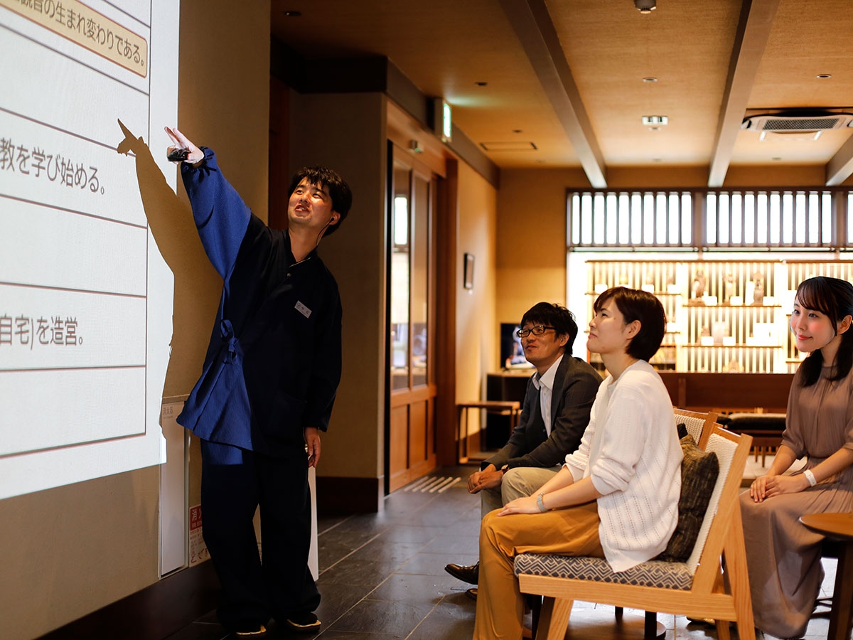 トークショー風景※イメージ