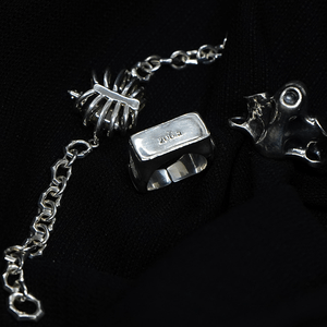 8sDzsrtfnFii7yDo8qxn.png?w=940&h=940