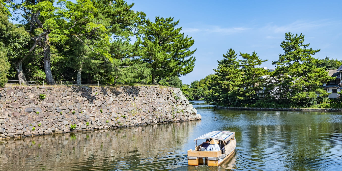「おでかけ」おすすめ情報を届けている「駅探おでかけラボ」にて、松江城を船から楽しむことができる「堀川遊覧船」の情報ついてご紹介した記事を公開しました。