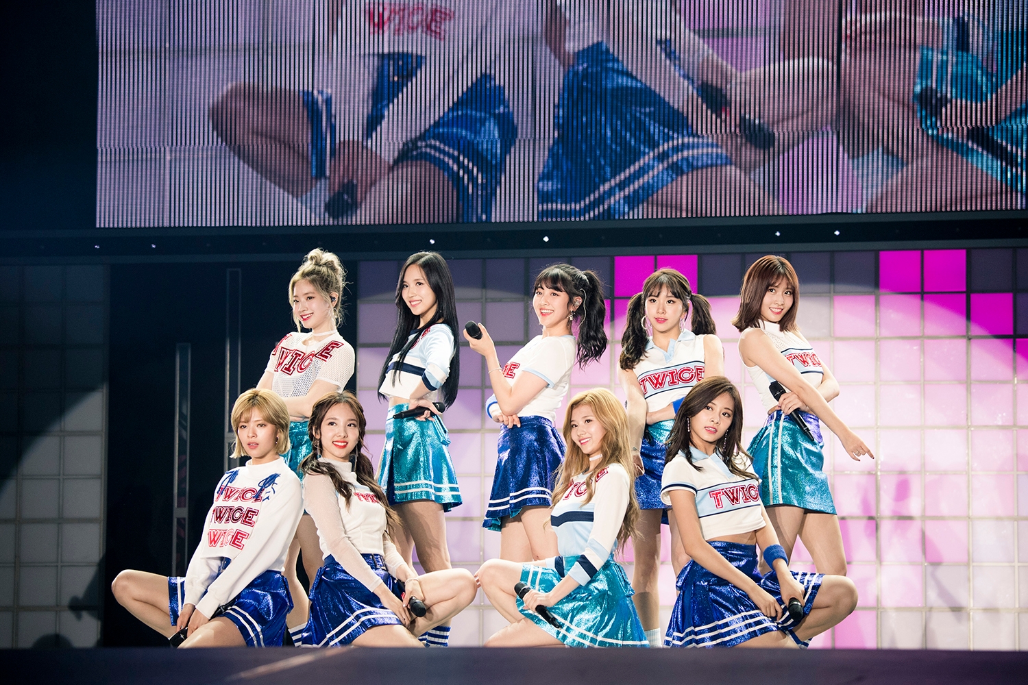 【MUSIC ON! TV（エムオン!）】 アジア発9人組ガールズグループTWICE 日本初となる単独公演　独占初放送！ サイン入りポスターなど、最大86名様にプレゼント