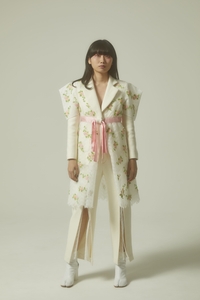 8wzt080JVmrwbADHPsmK.jpg?w=940&h=940