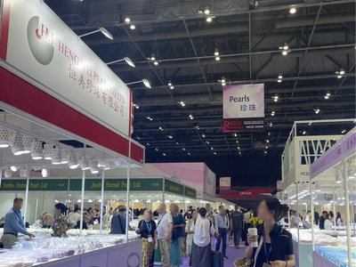 91hhFsJvI4ukmR9glb5B.jpg?w=940&h=940