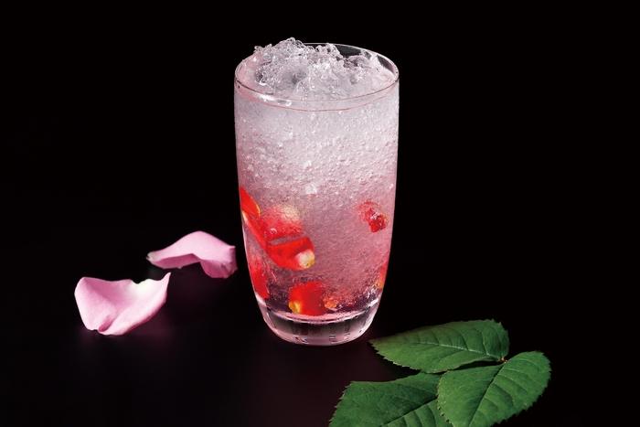 カクテル Bijou～バラの宝石箱～