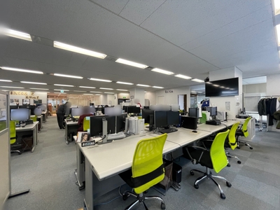 93V60FWJ01pVLrzPZ2kJ.jpeg?w=940&h=940