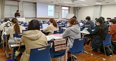 95ExPesig9OgwPIeFxW2.jpg?w=940&h=940