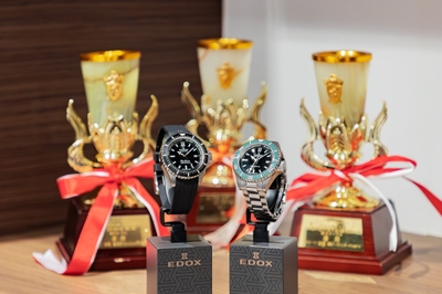 95fd1eSto8cKsVlbGr4z.jpg?w=940&h=940