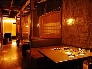 98lEqG7mX2Dl4WmLPIql.jpg?w=940&h=940