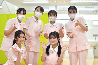 9ADeJcFE1VCCsasJMgbb.jpg?w=940&h=940