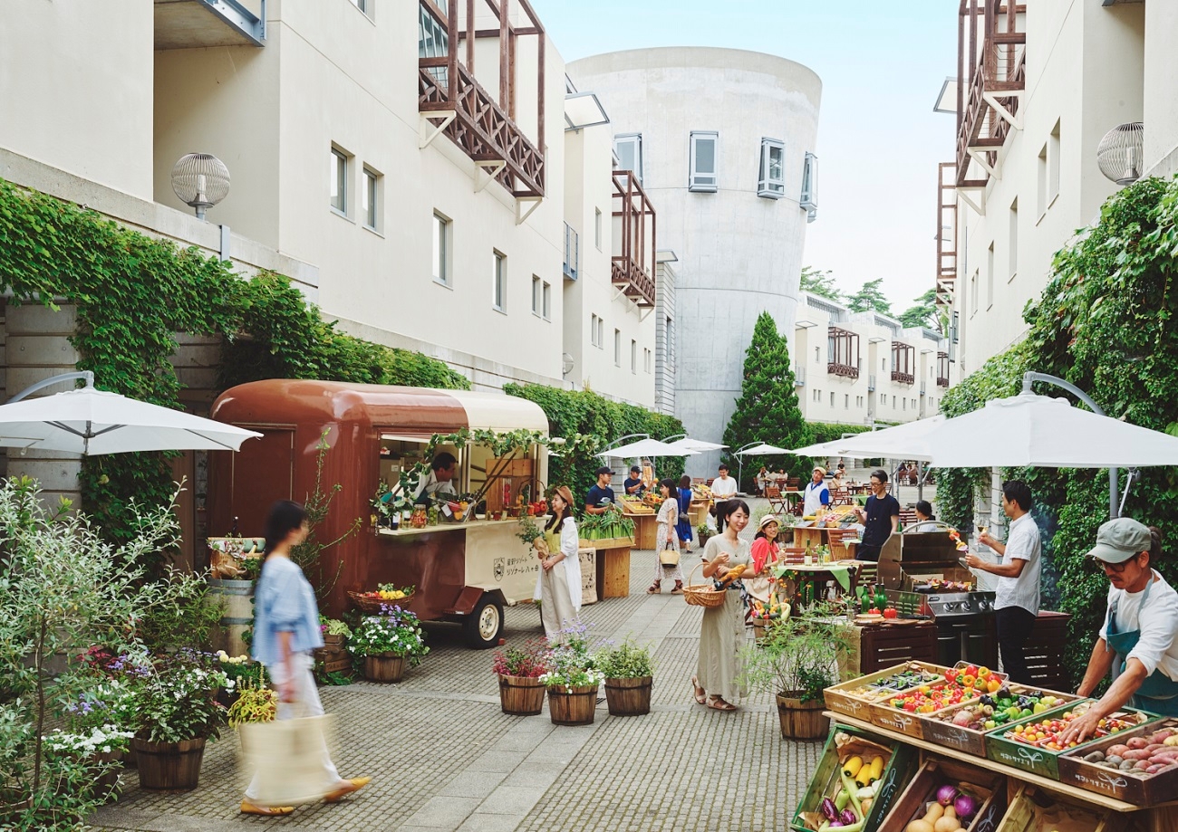 リゾナーレ八ヶ岳 青空の下で旬の野菜や果実をBBQ!「八ヶ岳マルシェ2020」開催 期間:2020年7月20日〜8月31日