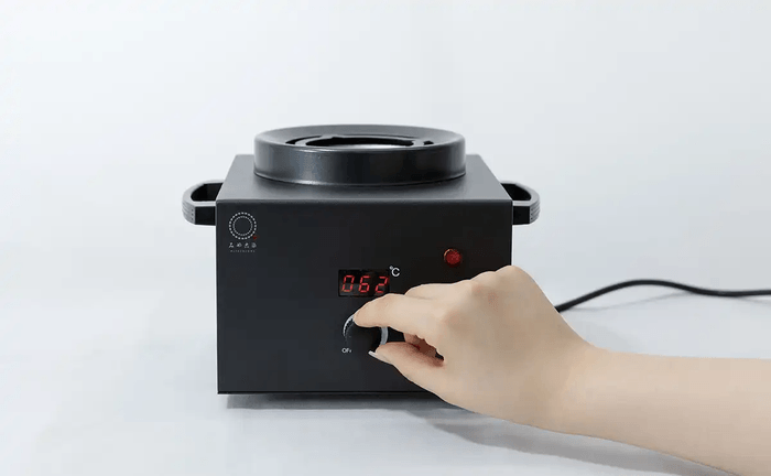 ろう溶器(温度調整する)