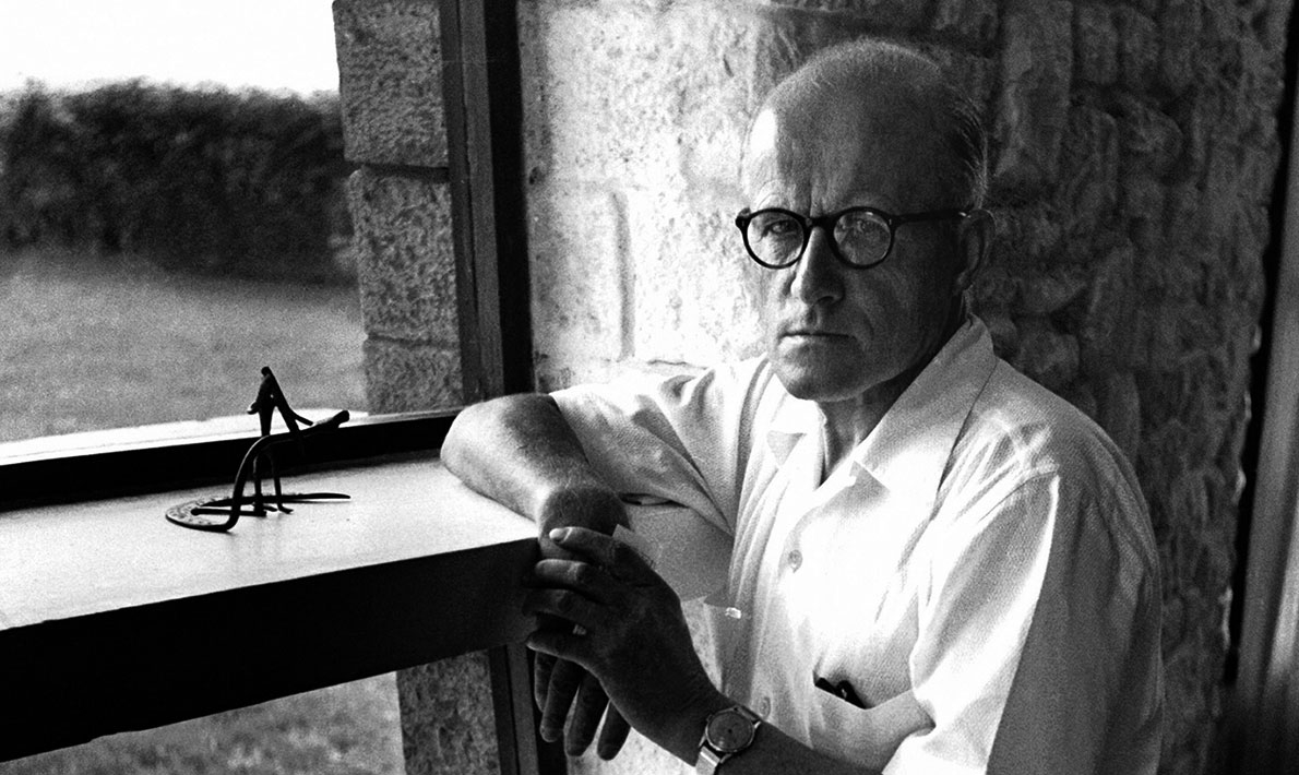 霑ス蜉逕サ蜒・Pierre jeanneret Portrait.jpg