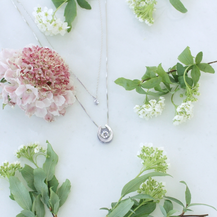 3月3日(火)発売のペンダント ≪Lucky≫ NYP-653